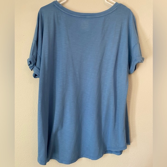 24/7 Tee - Picture 2 of 4